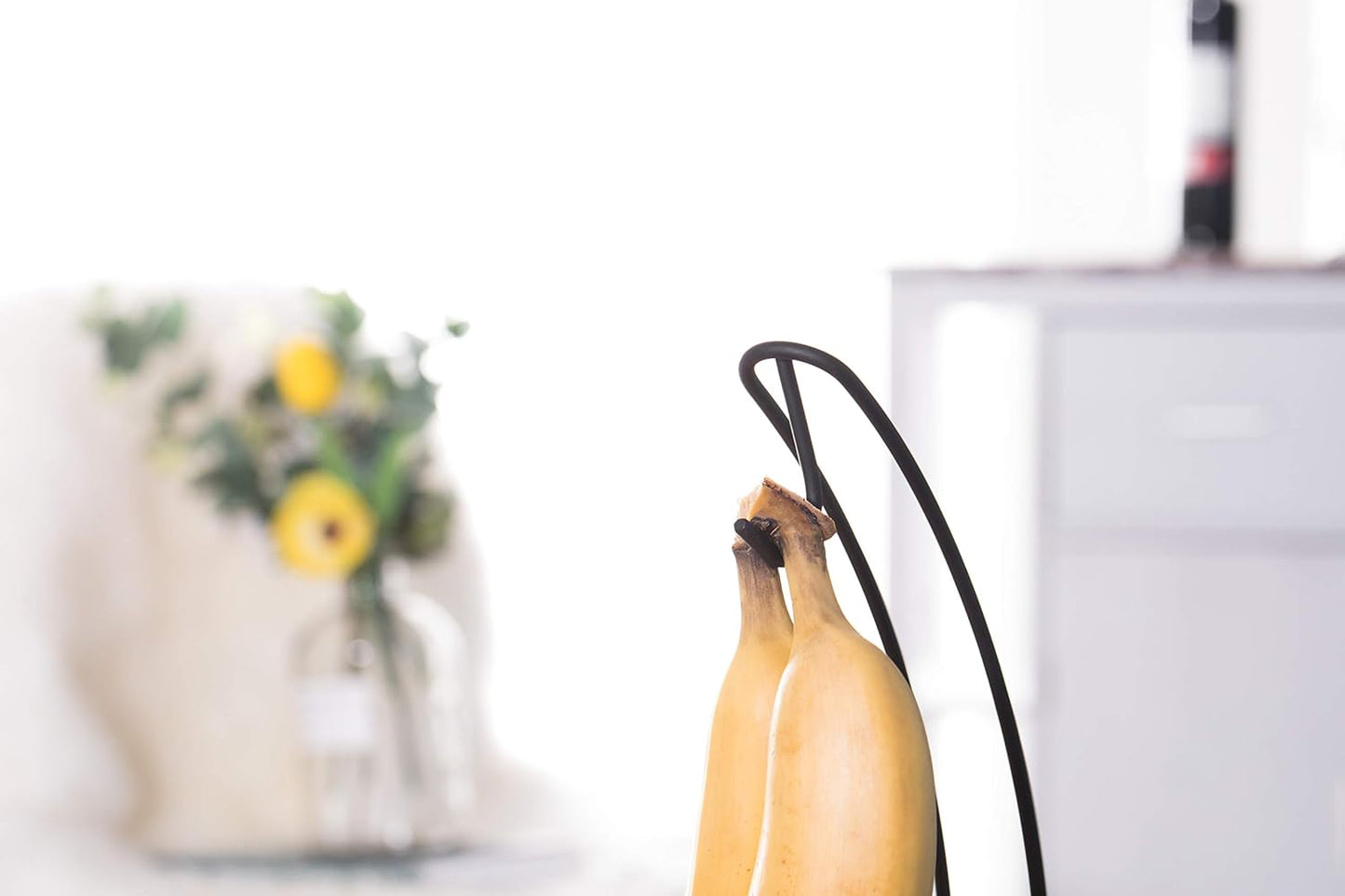 Metal Fruit Basket with Banana Hanger – Black